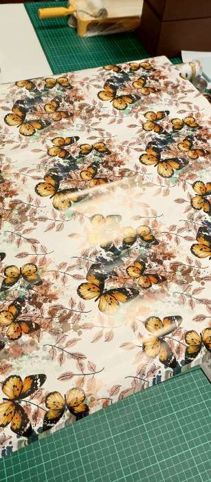 Фотография покупателя товара Бумага упаковочная  глянцевая двустороняя "Бабочки", 100 х 70 см