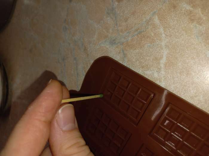 Фотография покупателя товара Форма для шоколада Доляна «Плитка», силикон, 21×11 см, 12 ячеек (2,7×3,9 см), цвет коричневый - Фото 18