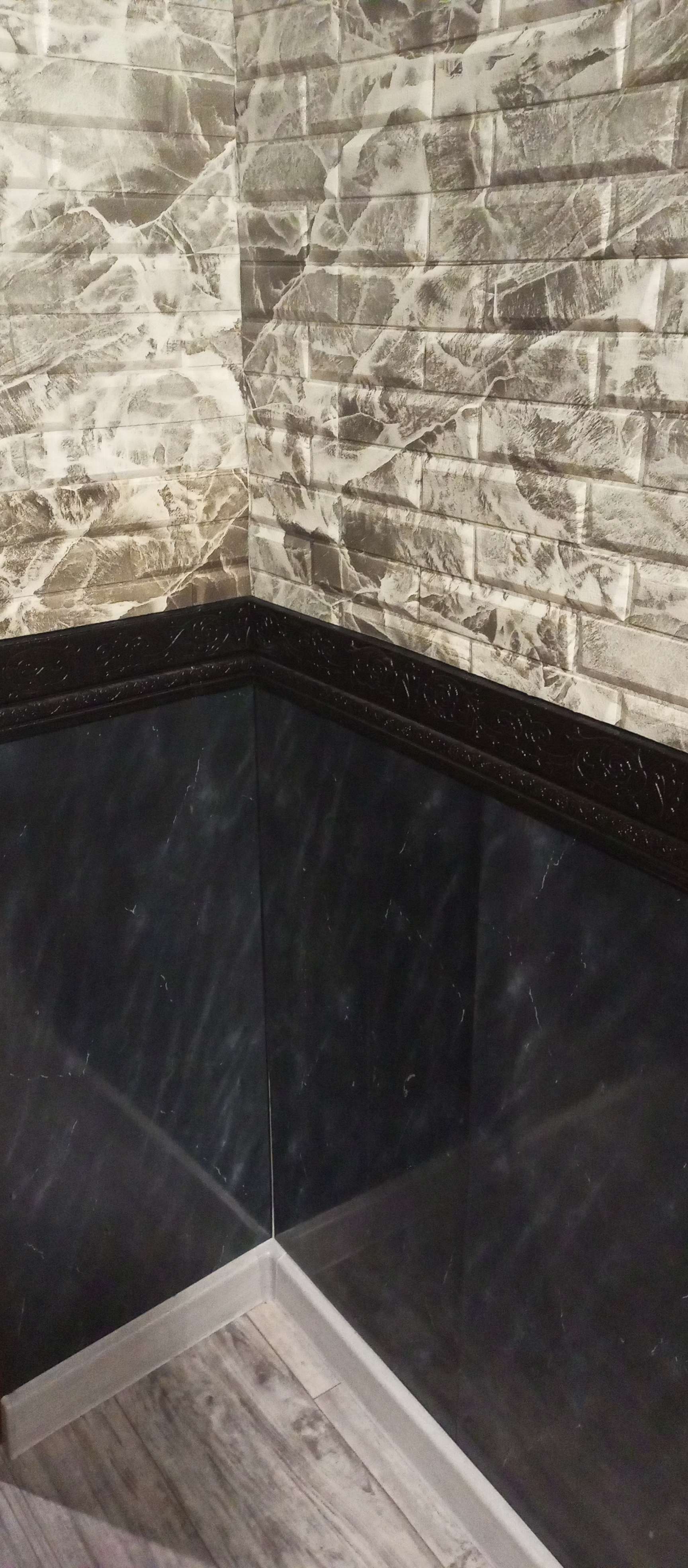 Фотография покупателя товара Самоклеящийся ПВХ плинтус 3D черный с узором, 2,3м - Фото 1