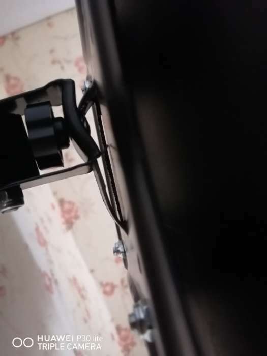 Фотография покупателя товара УЦЕНКА Кронштейн Luazon для ТВ, наклонный, поворотный, от стены 80-550 мм, 14-55" - Фото 4