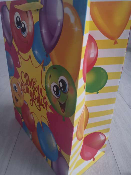 Фотография покупателя товара Пакет ламинированный вертикальный «Весёлого дня рождения!», 11 × 14 × 5,5 см, - Фото 2