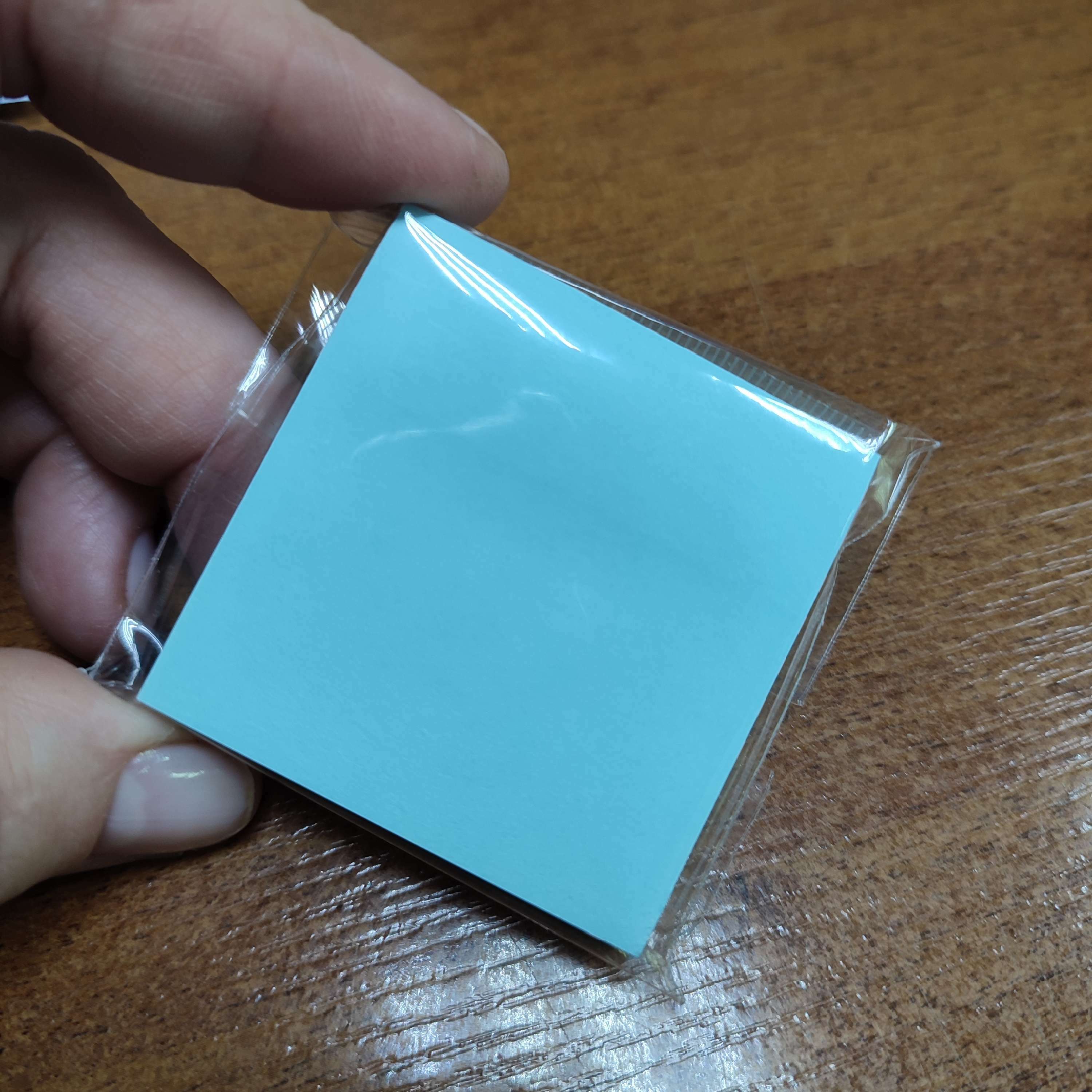 Фотография покупателя товара Блок с липким краем 51 мм х 51 мм, 100 листов, пастель, голубой