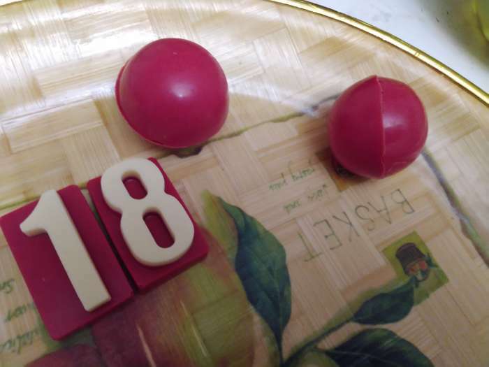 Фотография покупателя товара Форма для выпечки Доляна «Полусферы», силикон, 29×17 см, 15 ячеек (d=4 см), цвет МИКС - Фото 11