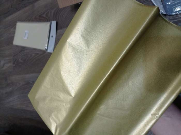Фотография покупателя товара Бумага упаковочная тишью, золотая, 50 см х 66 см
