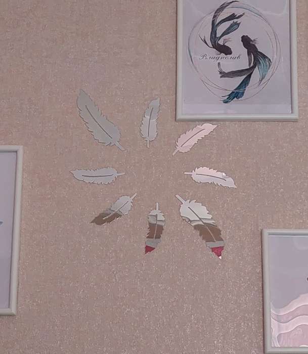 Фотография покупателя товара Наклейки интерьерные "Пёрышко", зеркальные, декор на стену, набор 8 шт, шт 10.5 х 3.2 см - Фото 1