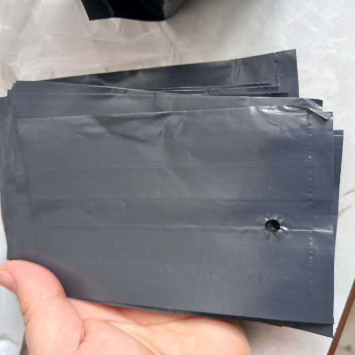 Фотография покупателя товара Пакет для рассады, 300 мл, 13 × 7 см, полиэтилен толщиной 50 мкм, с перфорацией, чёрный, Greengo - Фото 17