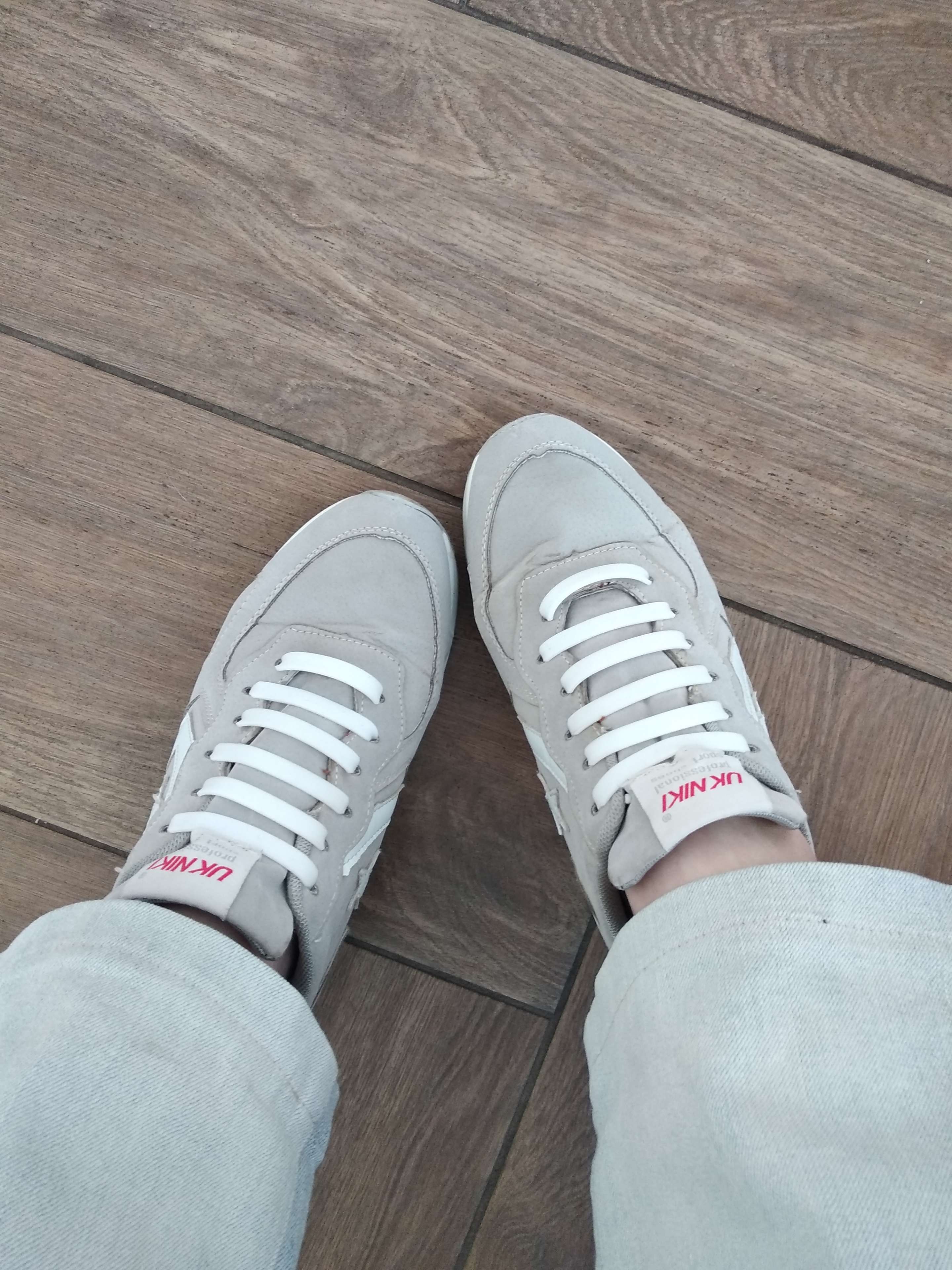 Фотография покупателя товара Набор шнурков для обуви, 6 шт, силиконовые, плоские, 13 мм, 9 см, цвет белый - Фото 15