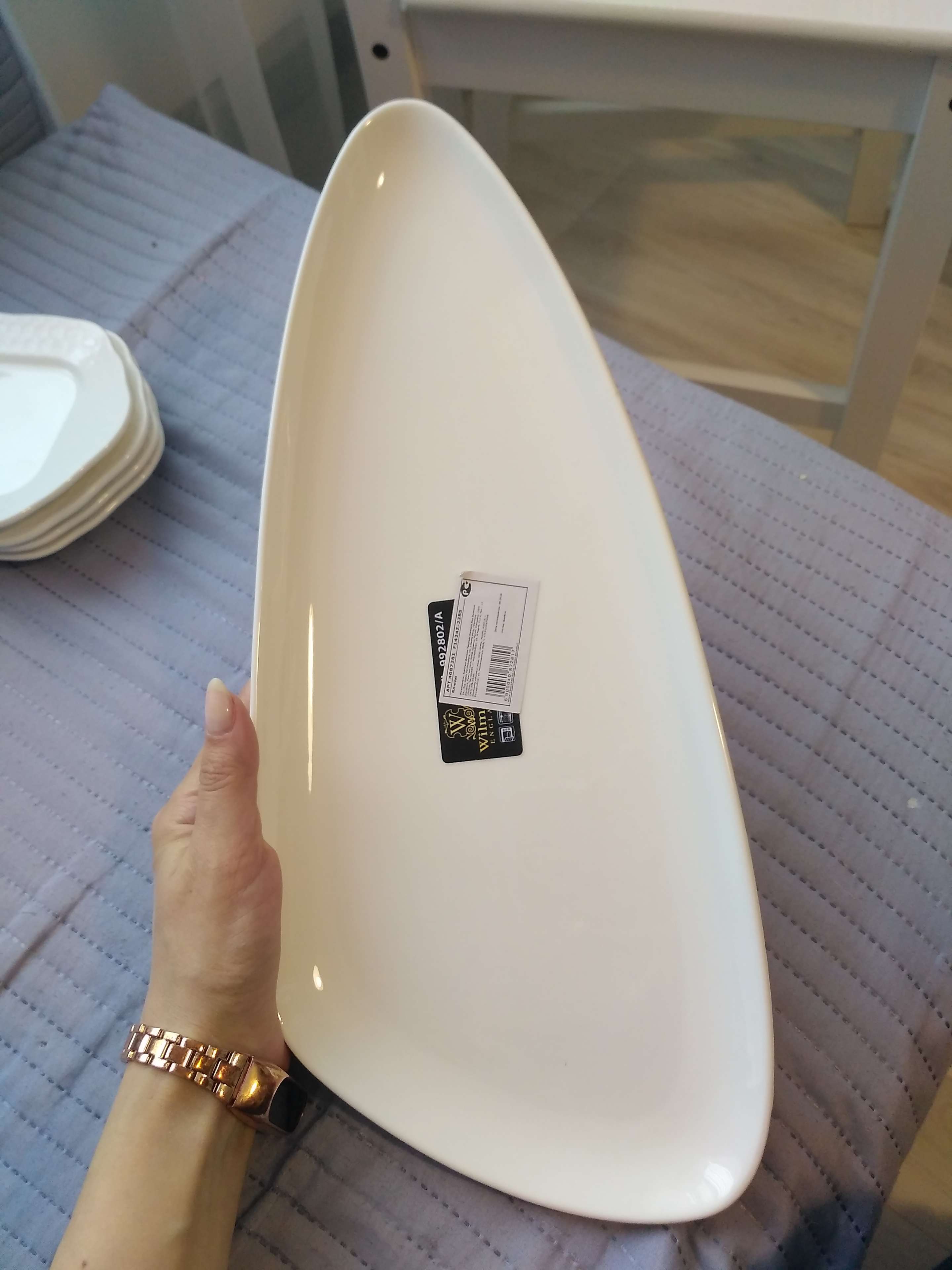 Фотография покупателя товара Блюдо фарфоровое Wilmax, 41×17,5 см, цвет белый