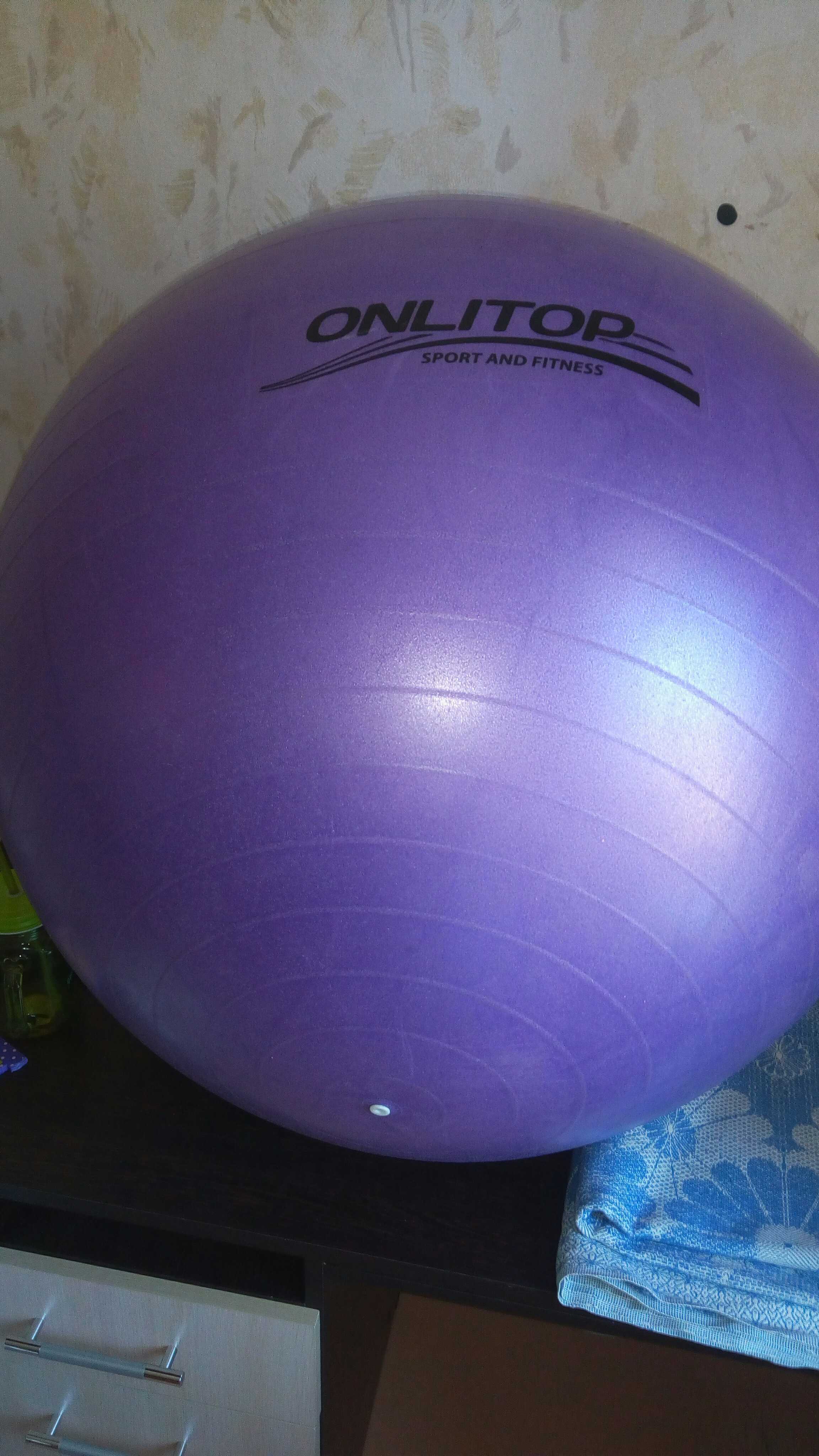 Фотография покупателя товара Фитбол ONLYTOP, d=85 см, 1400 г, антивзрыв, цвет фиолетовый - Фото 7