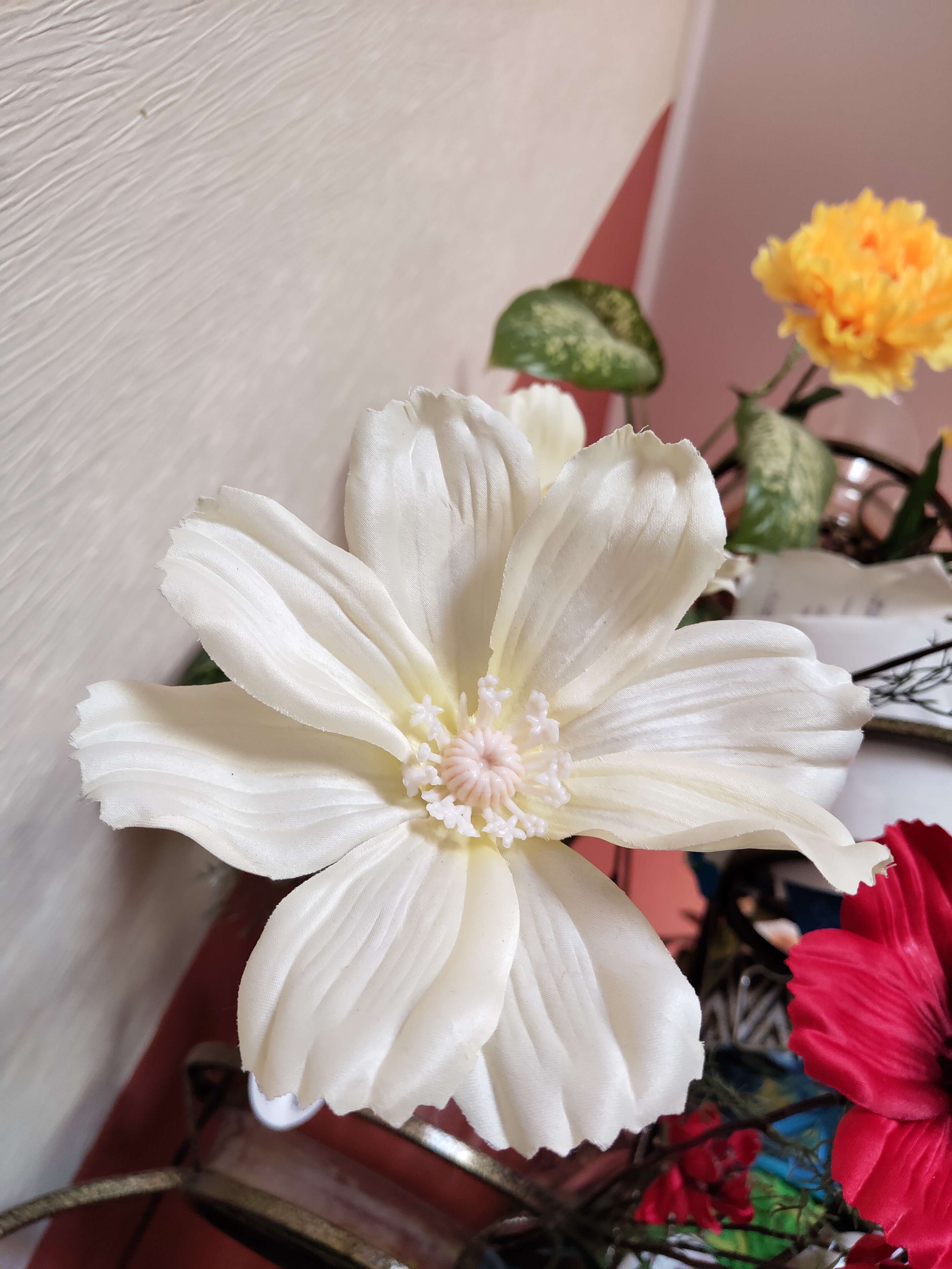 Фотография покупателя товара Цветы искусственные ромашка 105 см Гацания белая - Фото 4