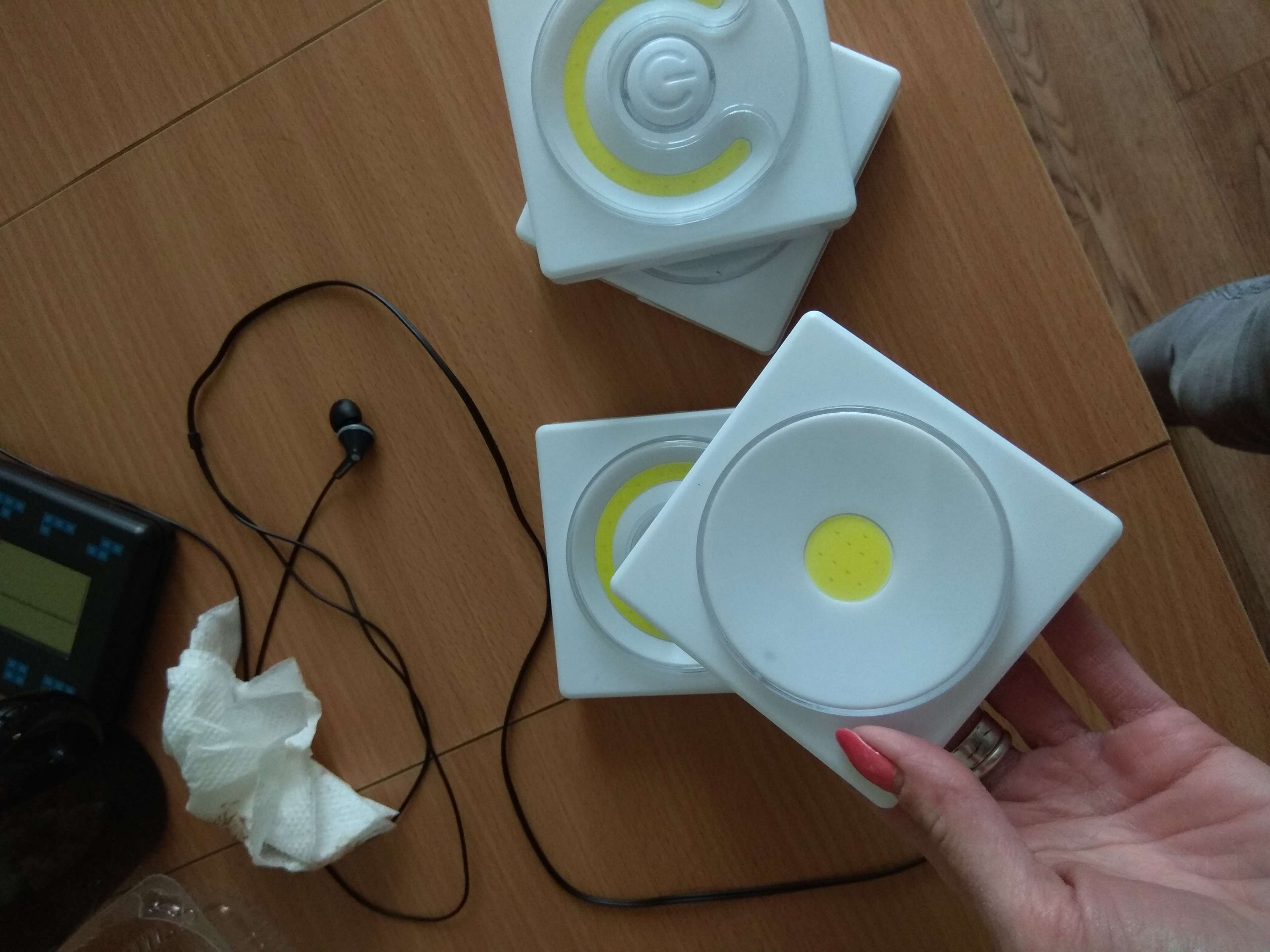 Фотография покупателя товара Ночник пластик "Подкова цветная" LED 4ААА МИКС  9х2,5х9 - Фото 4