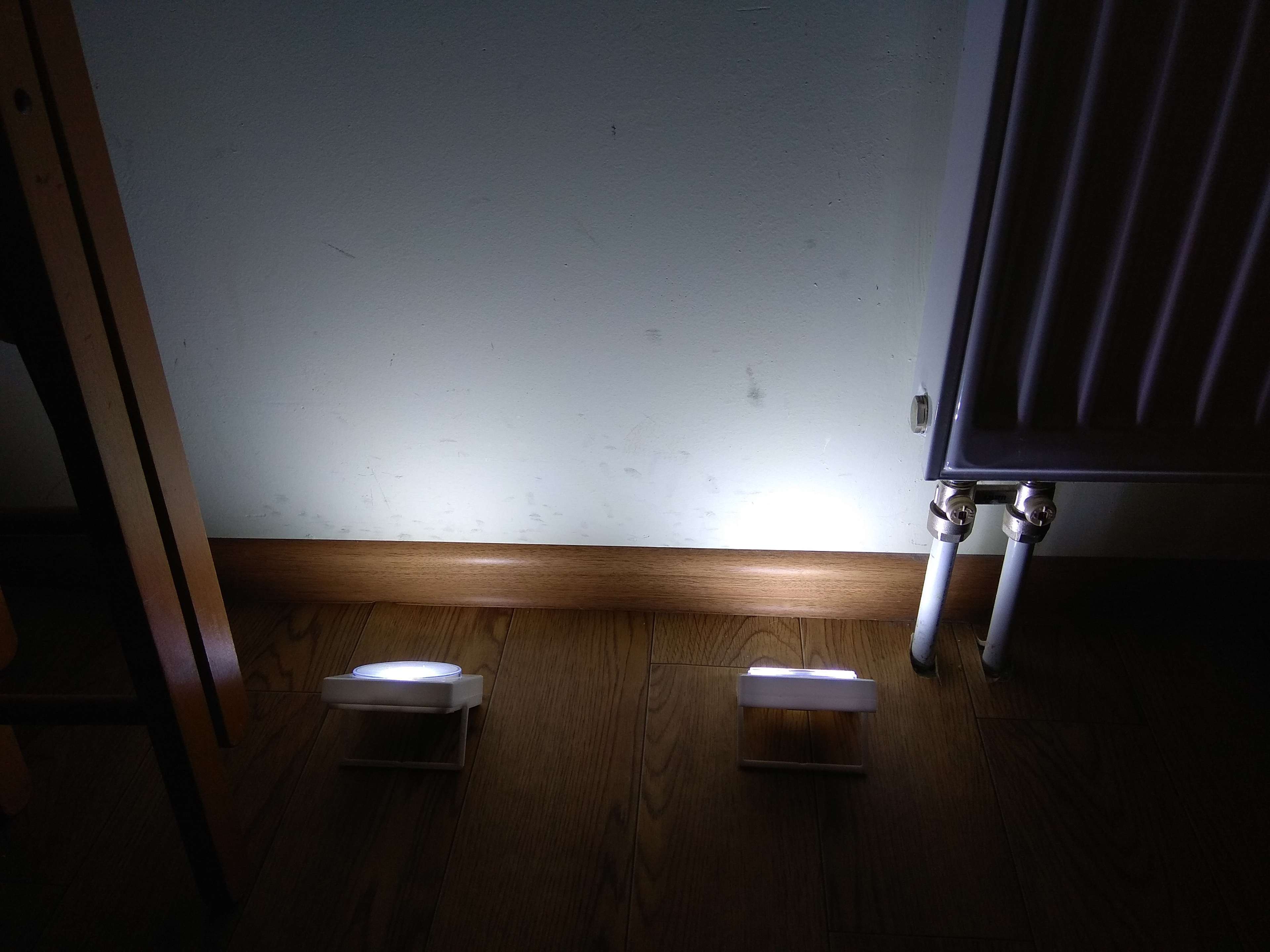 Фотография покупателя товара Ночник пластик "Подкова цветная" LED 4ААА МИКС  9х2,5х9 - Фото 6