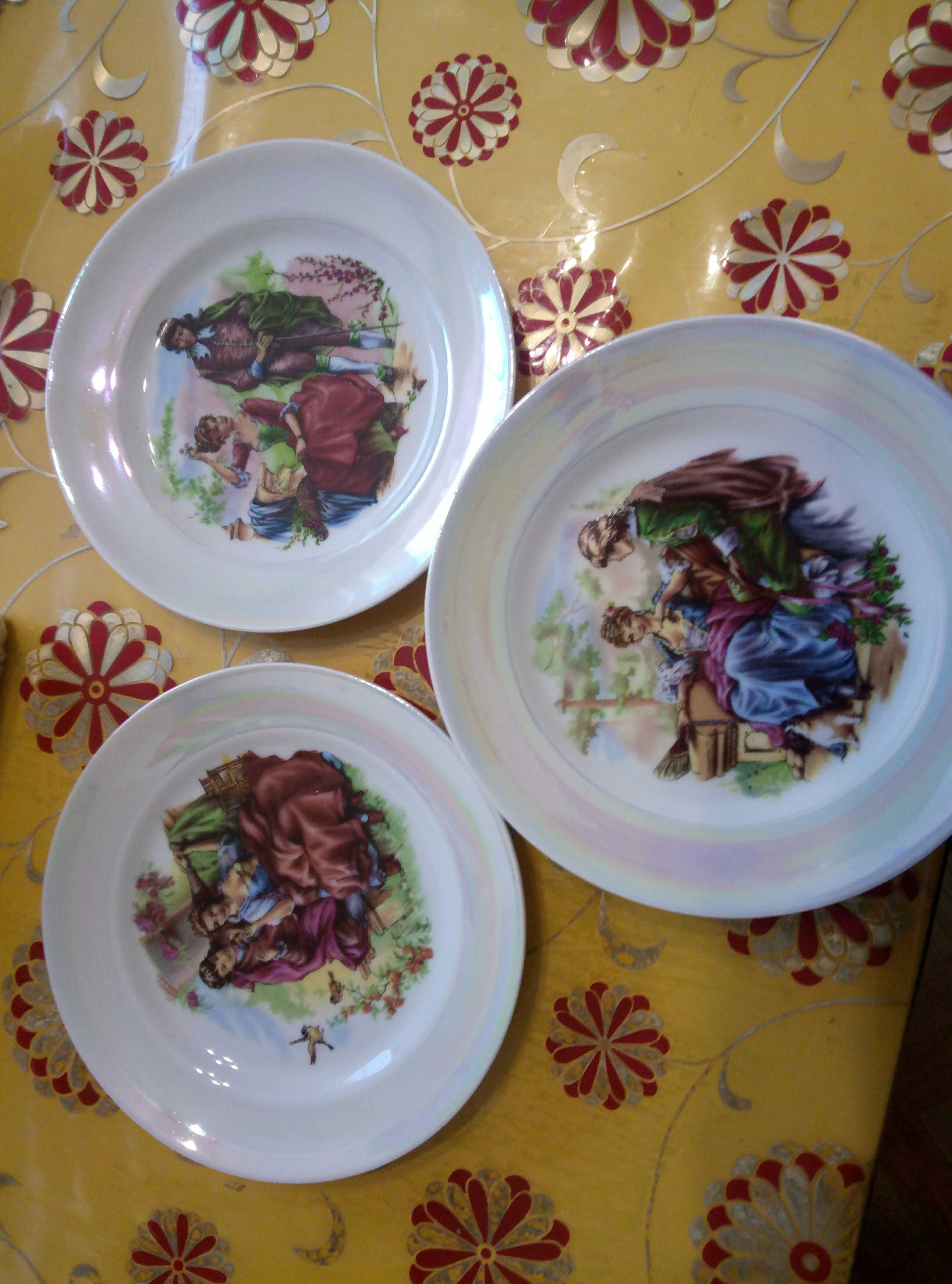 Фотография покупателя товара Набор тарелок фарфоровых «Мадонна», d=17 см, 6 шт, цвет МИКС