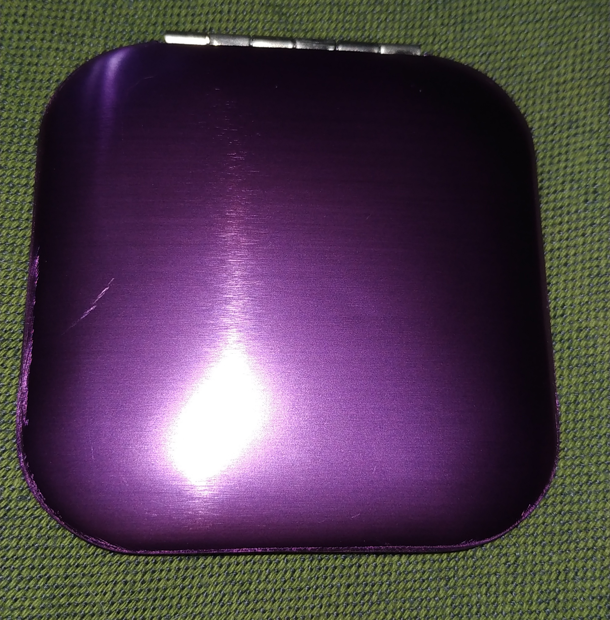Фотография покупателя товара Зеркало складное, с увеличением, цвет фиолетовый - Фото 1