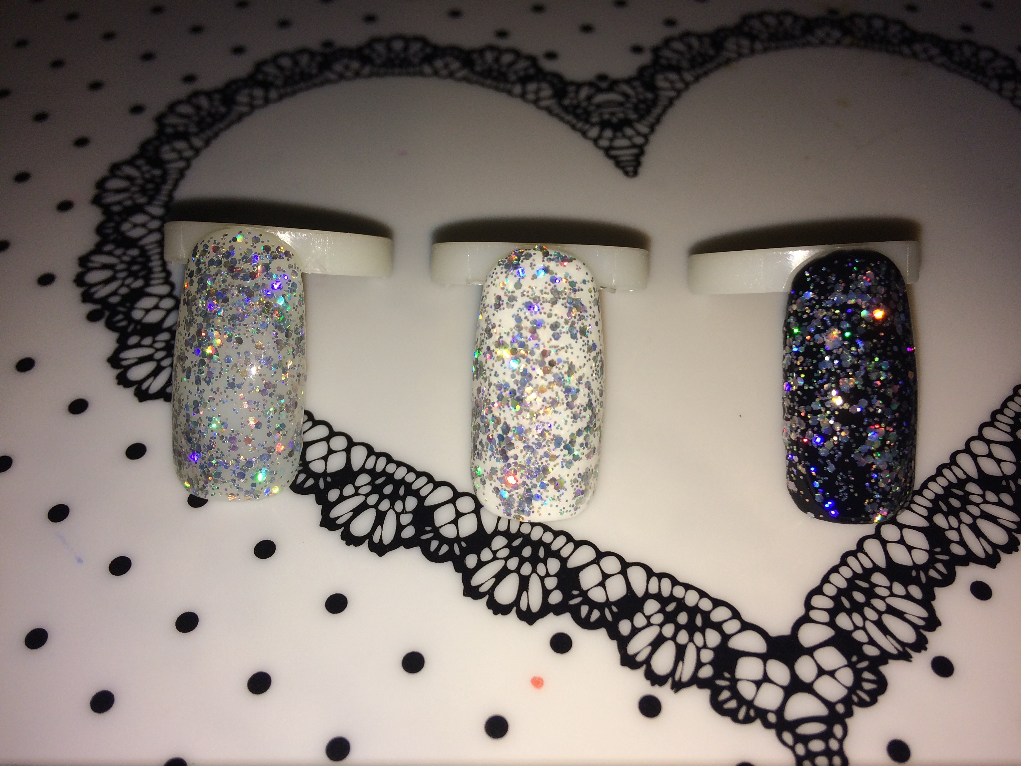 Фотография покупателя товара Гель-лак для ногтей "Искрящийся бриллиант", трёхфазный LED/UV, 10мл, цвет 001 серебряный - Фото 43
