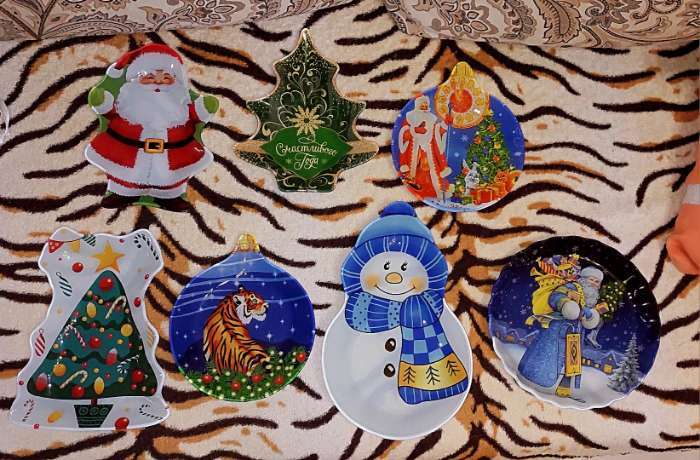 Фотография покупателя товара Блюдо стеклянное сервировочное Доляна «Ёлочка с бантом. Праздник», 21×16 см - Фото 1