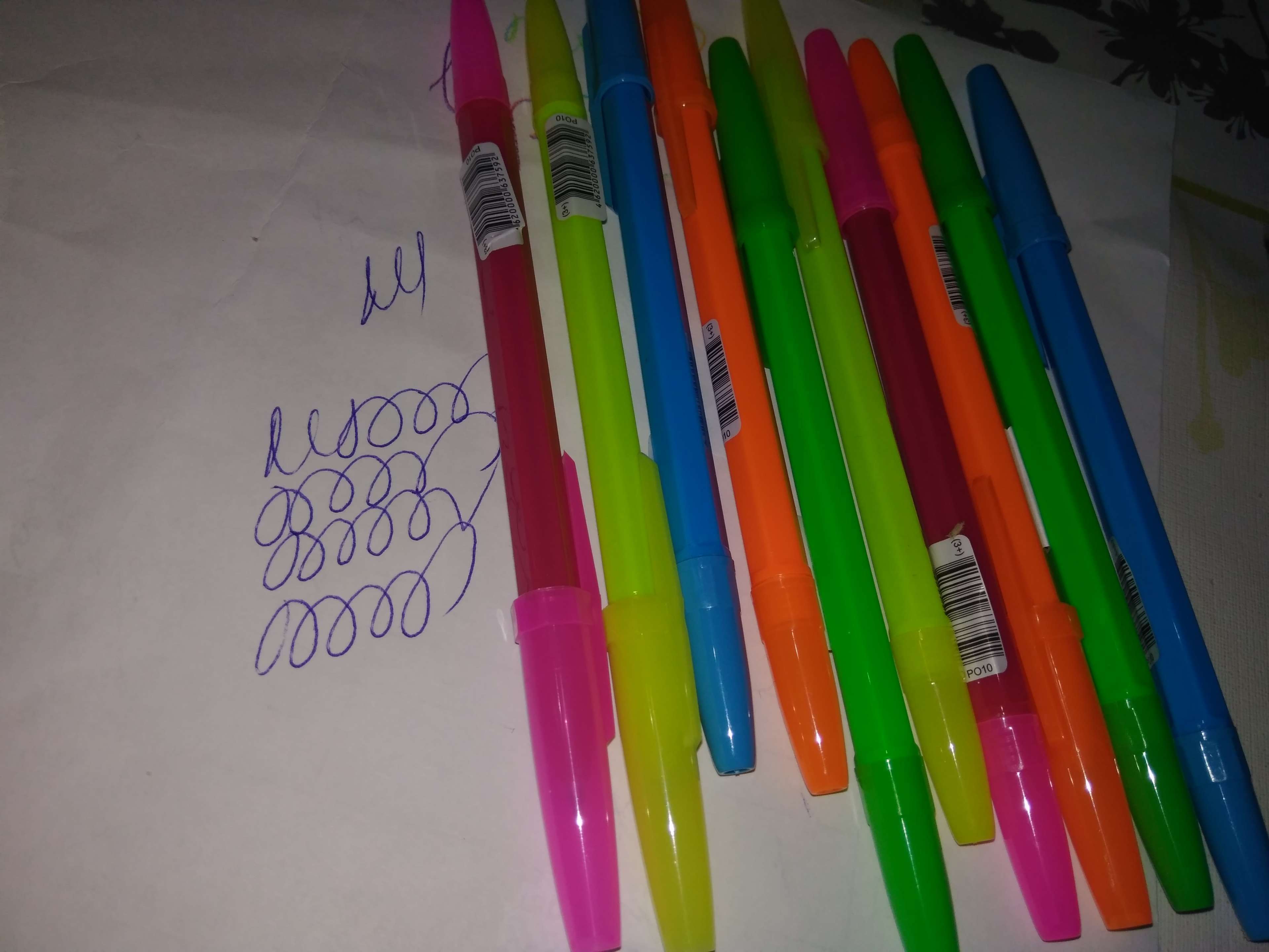 Фотография покупателя товара Ручка шариковая Стамм "Оптима" Neon, узел 0.7 мм, стержень 134 мм, чернила синие на масляной основе, микс - Фото 5