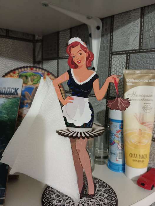 Фотография покупателя товара Салфетница "Девушка горничная", цветная наклейка