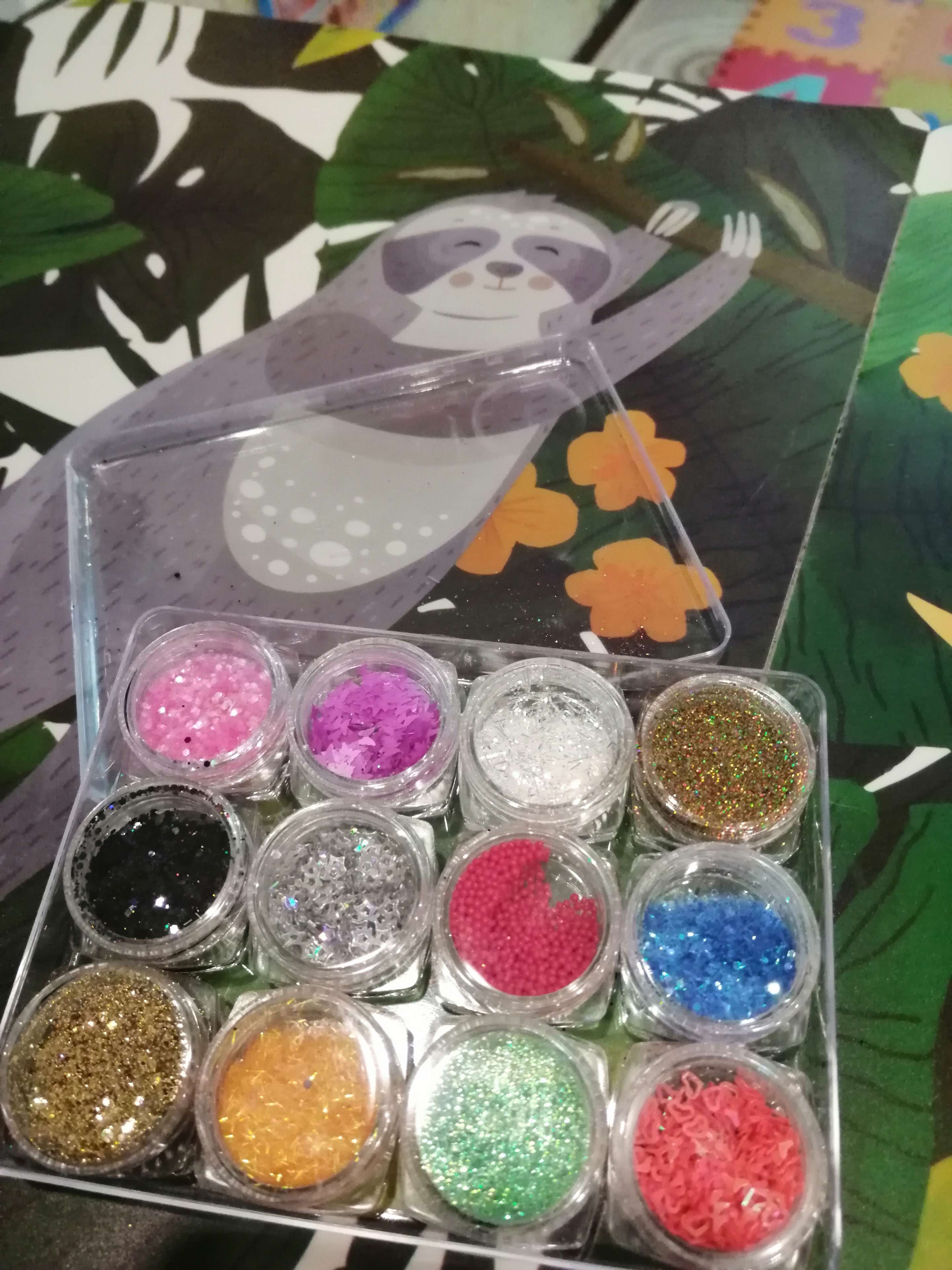 Фотография покупателя товара Ассорти для декора, в пластиковом органайзере, набор 12 баночек, разноцветные - Фото 3