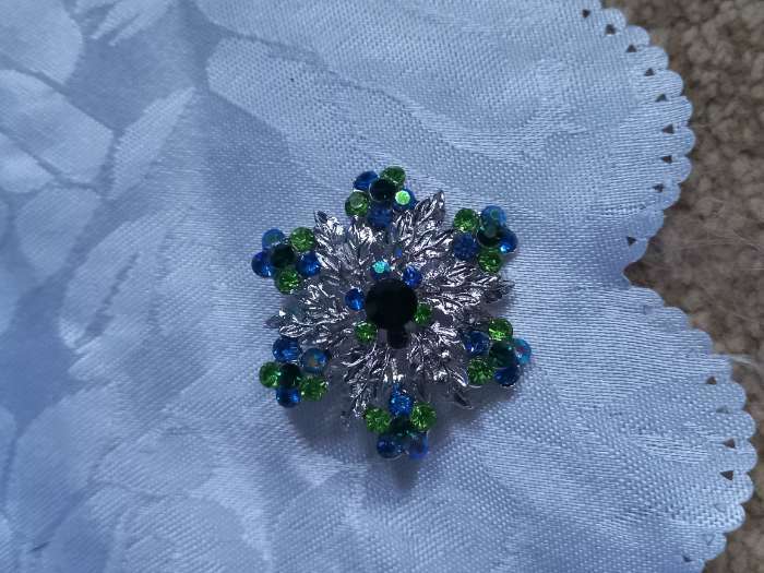 Фотография покупателя товара Брошь "Цветок" аралия, цвет сине-зелёный в серебре