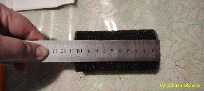 Фотография покупателя товара Губка круглая № 1, среднепористая 30 PPI, 5×5×10 см, черная - Фото 3