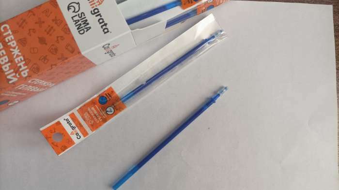 Фотография покупателя товара Стержень гелевый 0,5 мм, для ручки со стираемыми чернилами, 131 мм, чернила синие (штрихкод на штуке)