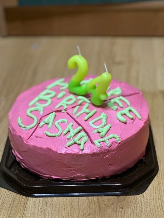 Фотография покупателя товара Свеча для торта цифра "Люминесцентная", 5,5 см, цифра "2" - Фото 1