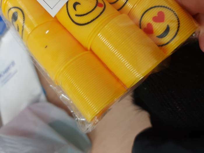 Фотография покупателя товара Пружинка-радуга «Смайлик», цвет жёлтый, виды МИКС