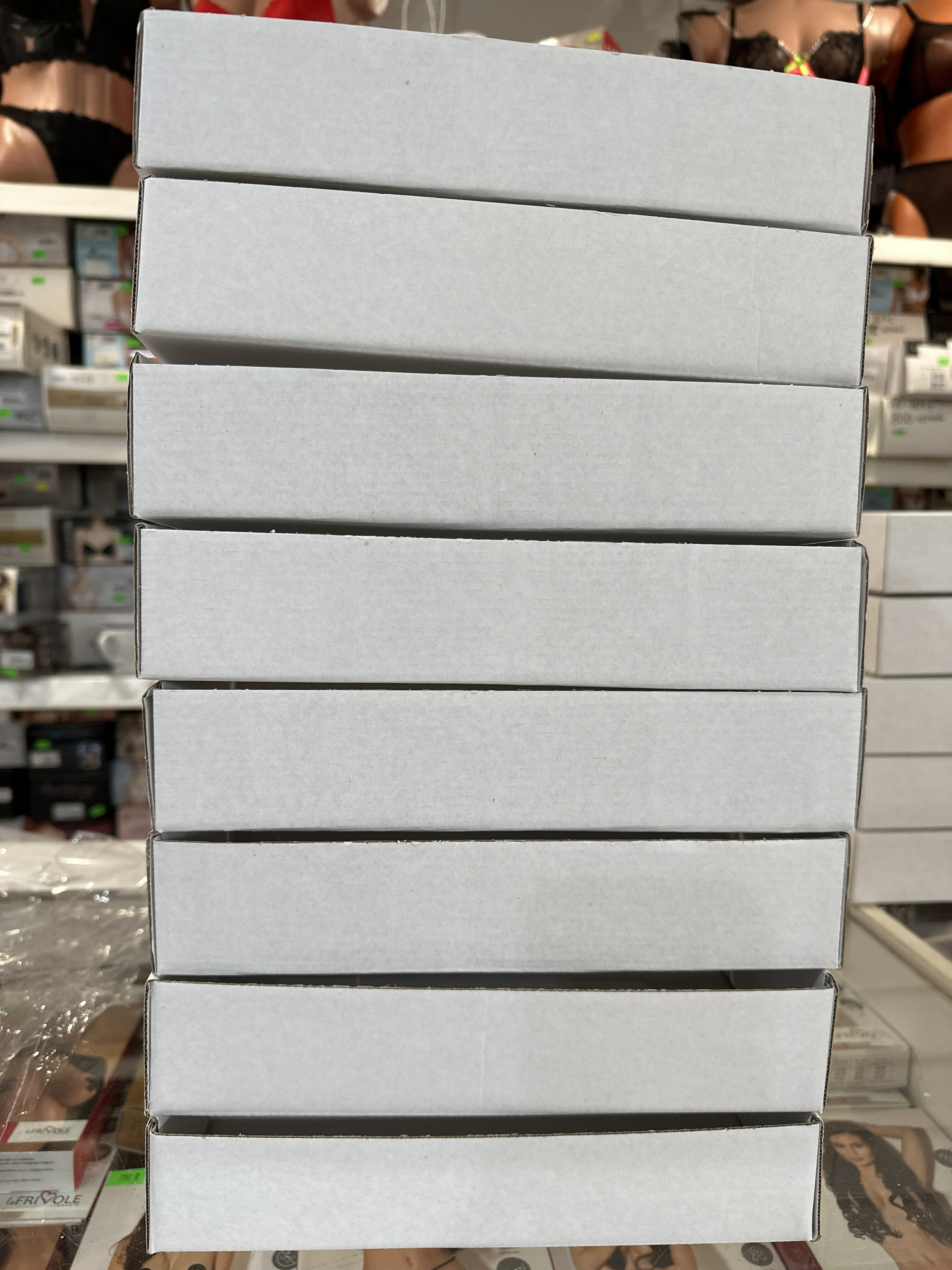 Фотография покупателя товара Коробка сборная без печати крышка-дно белая без окна 24 х 11,5 х 4,5 см