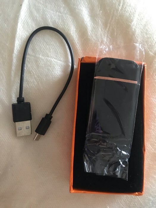 Фотография покупателя товара Зажигалка электронная, спираль, сенсор, USB, черная, 7.9 х 3.1 см