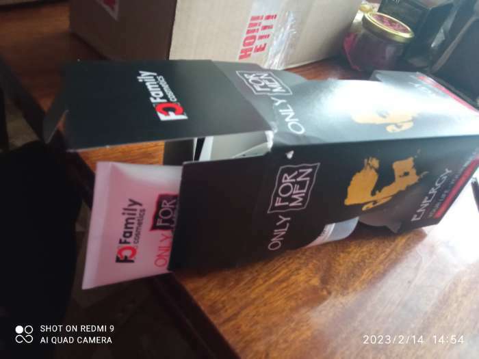 Фотография покупателя товара Подарочный набор мужской с ароматом кедра и сандала: шампунь, 150 мл+гель для душа, 150 мл - Фото 1