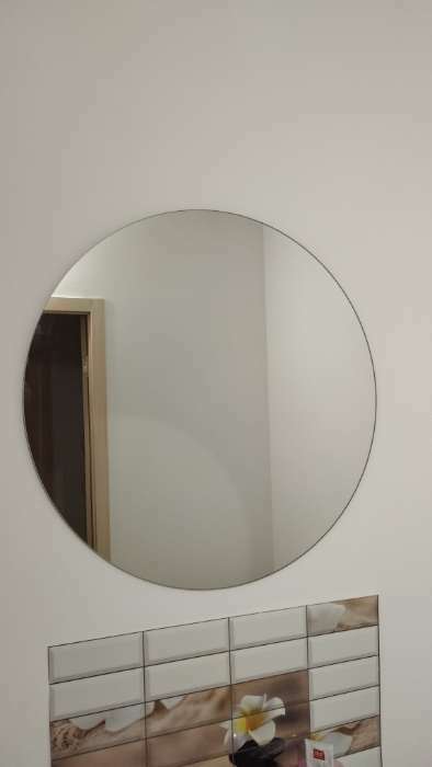 Фотография покупателя товара Зеркало, настенное, D=70 см - Фото 3