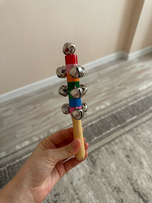 Фотография покупателя товара Деревянная музыкальная игрушка «Бубенцы радуга» 18 см - Фото 3