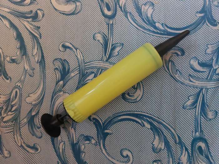 Фотография покупателя товара Насос для шаров, мини, 17 см, с ручкой, цвета МИКС