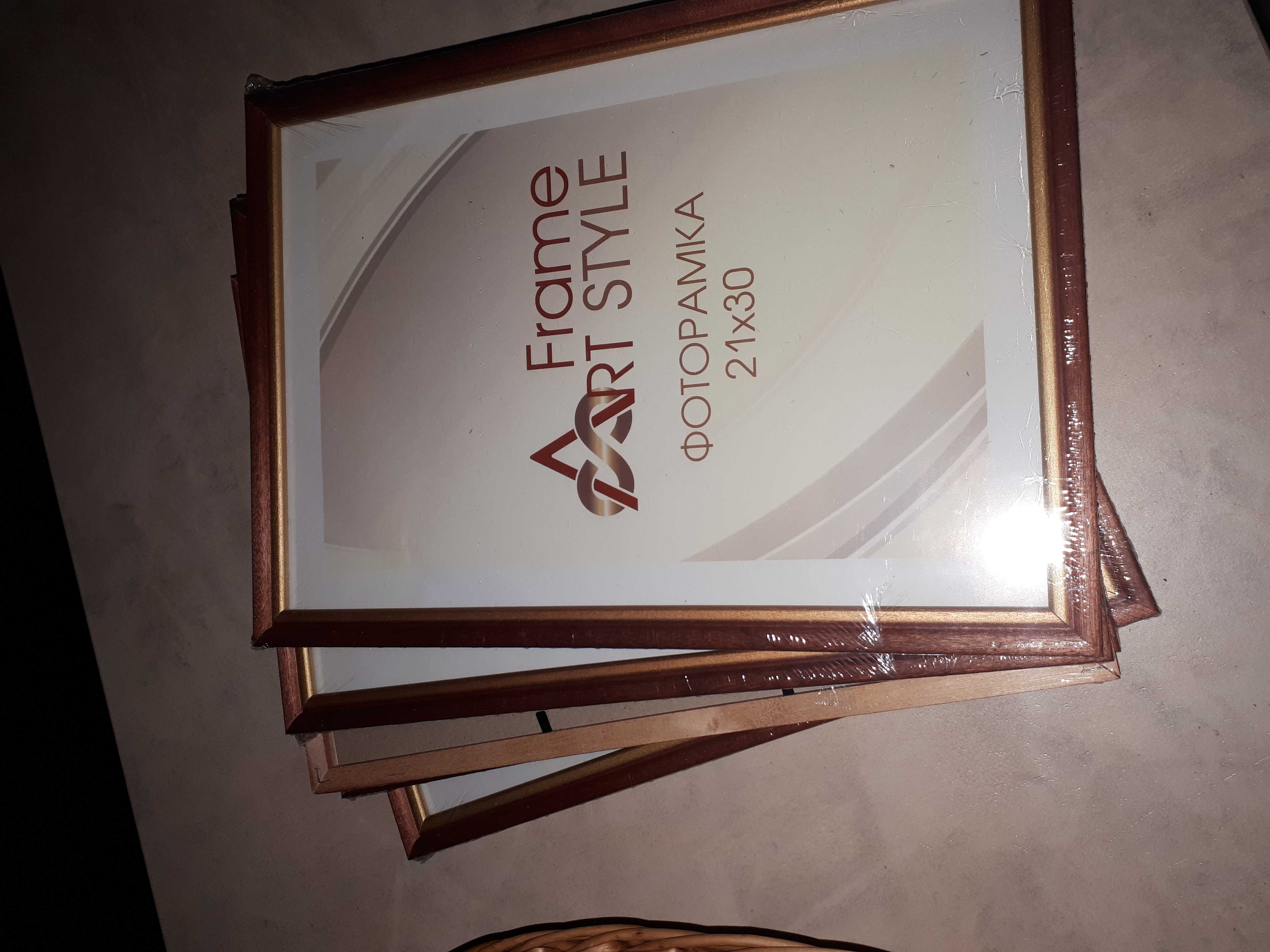 Фотография покупателя товара Фоторамка для фото 21×30 см «Доки», оранжевый, сосна, (пластиковый экран) - Фото 5