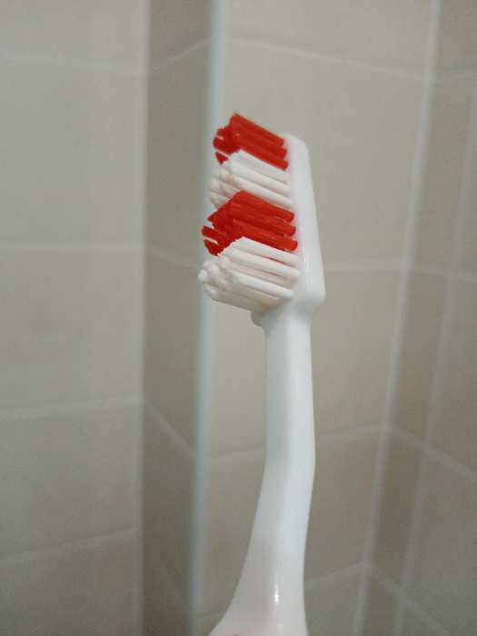 Фотография покупателя товара Зубная щётка Rendal Simply, средней жёсткости, 1 шт. МИКС - Фото 1