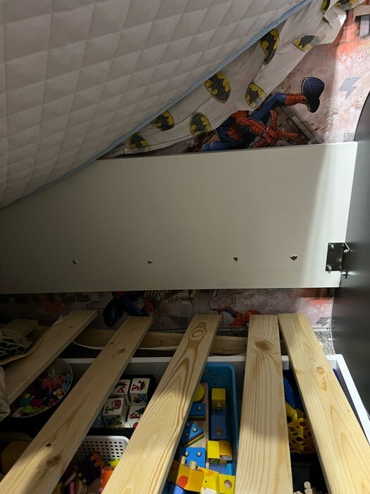 Фотография покупателя товара Кровать детская с бортиком и ящиком «Радуга», 800 × 1600 мм, цвет белый / графит - Фото 5