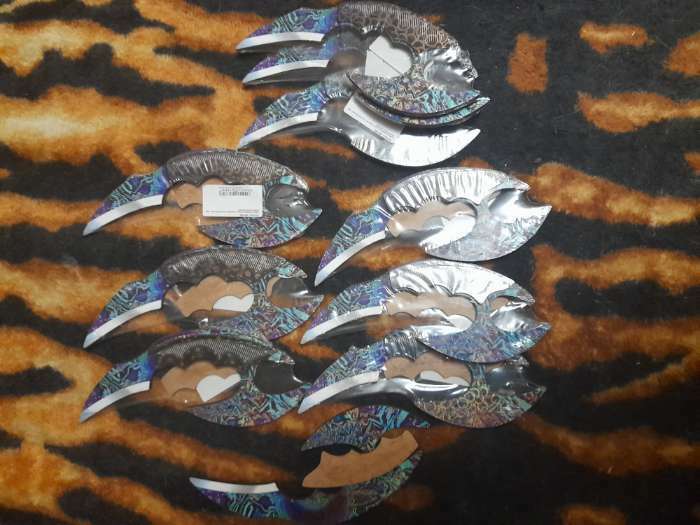 Фотография покупателя товара Сувенир деревянный "Ножик Керамбит с защитой пальцев", цвет ледяная закалка - Фото 2