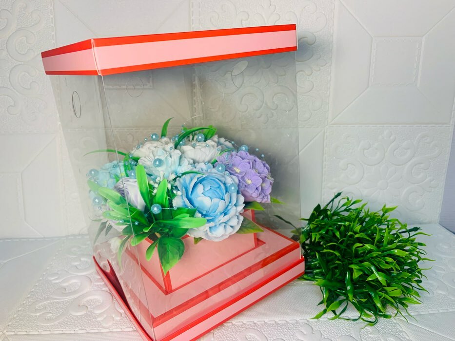 Фотография покупателя товара Коробка для цветов с вазой и PVC окнами складная, насыщенно-розовый, 16 х 23 х 16 см - Фото 2