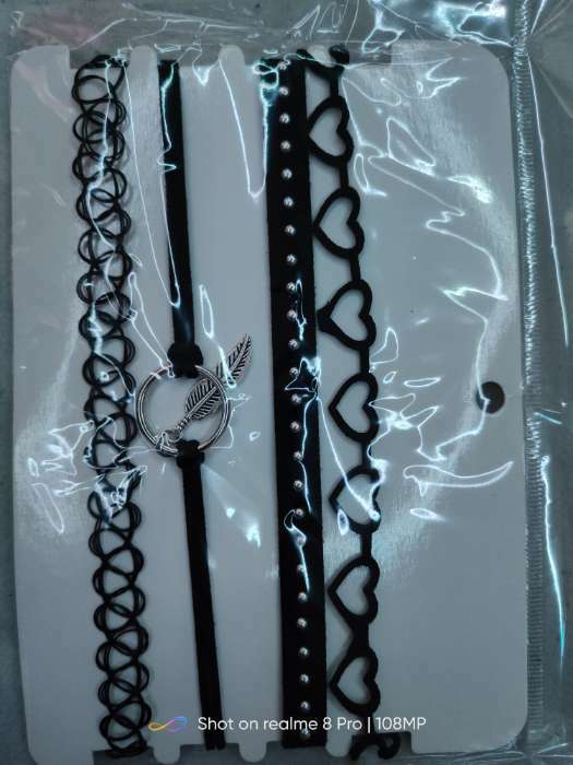 Фотография покупателя товара Чокер «Ассорти» романтика, (набор 4 шт.), цвет чёрно-серебряный, 30,5 см - Фото 1