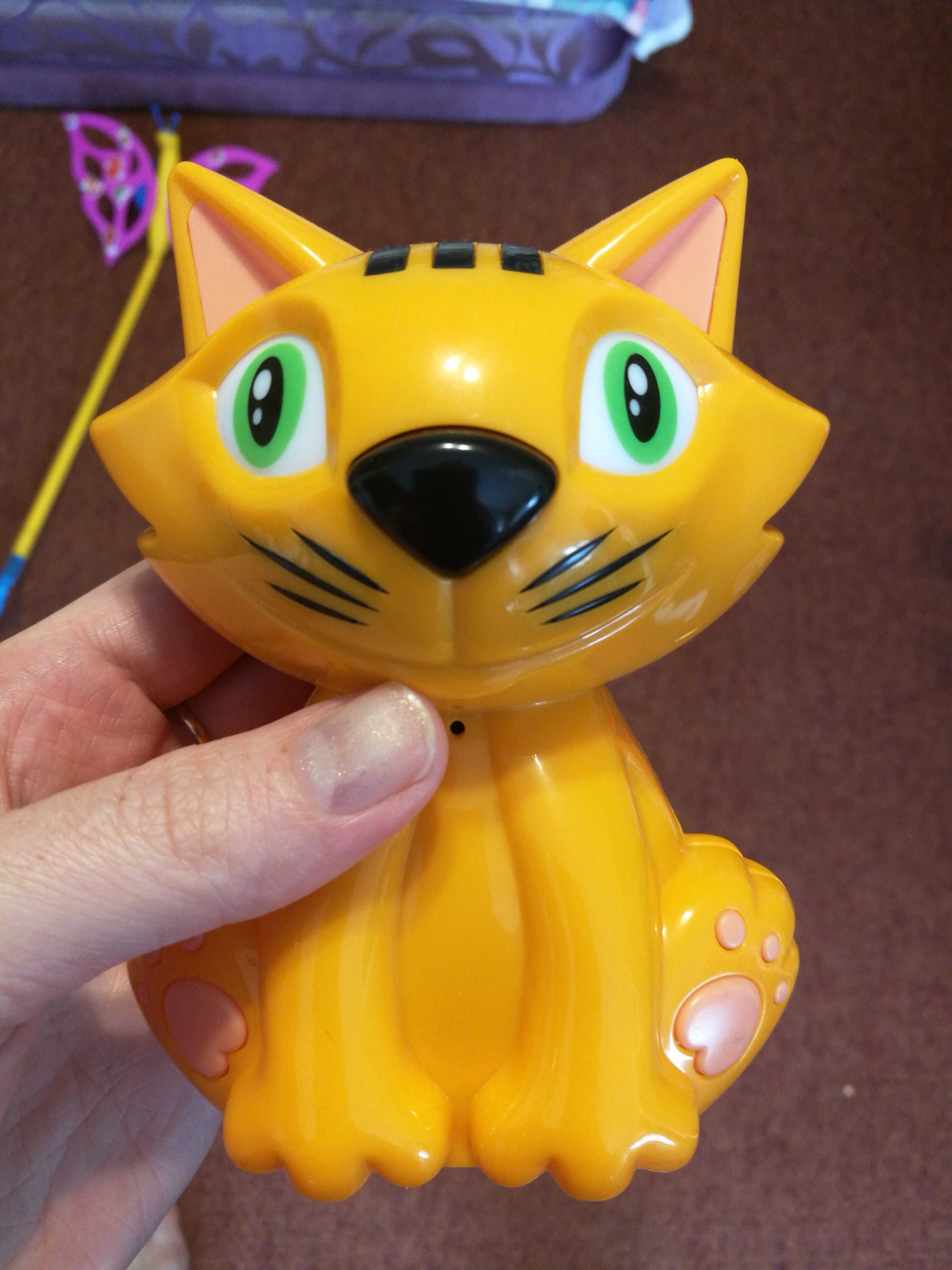 Фотография покупателя товара Игрушка интерактивная «Кот, который знает всё», цвет рыжий - Фото 1