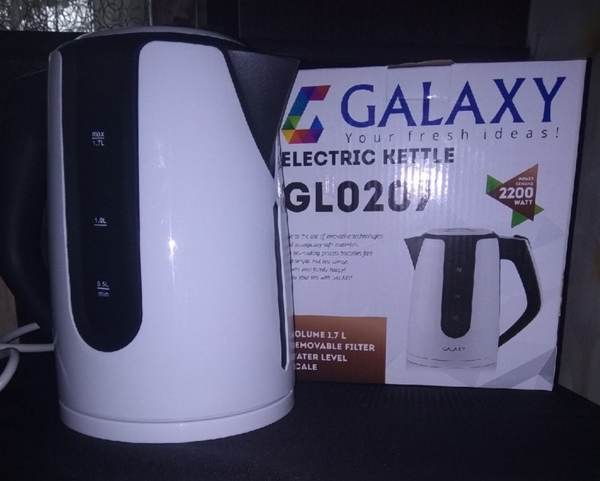 Фотография покупателя товара Чайник электрический Galaxy GL 0207, пластик, 1.7 л, 2200 Вт, бело-черный - Фото 2