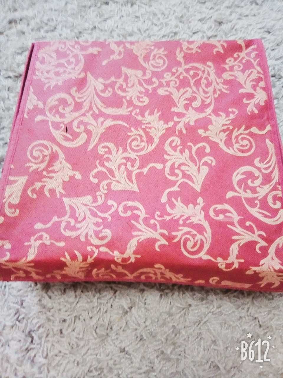 Фотография покупателя товара Органайзер для хранения белья с крышкой Доляна, 12 отделений, 32×22×10 см, цвет бордовый - Фото 2
