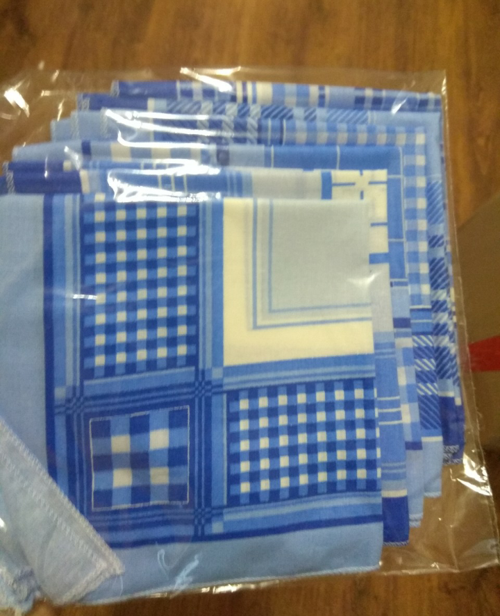 Фотография покупателя товара Мужские носовые платки "Этель" размер 30х30 см, (набор 12 шт,), цвет синий, рисунок МИКС