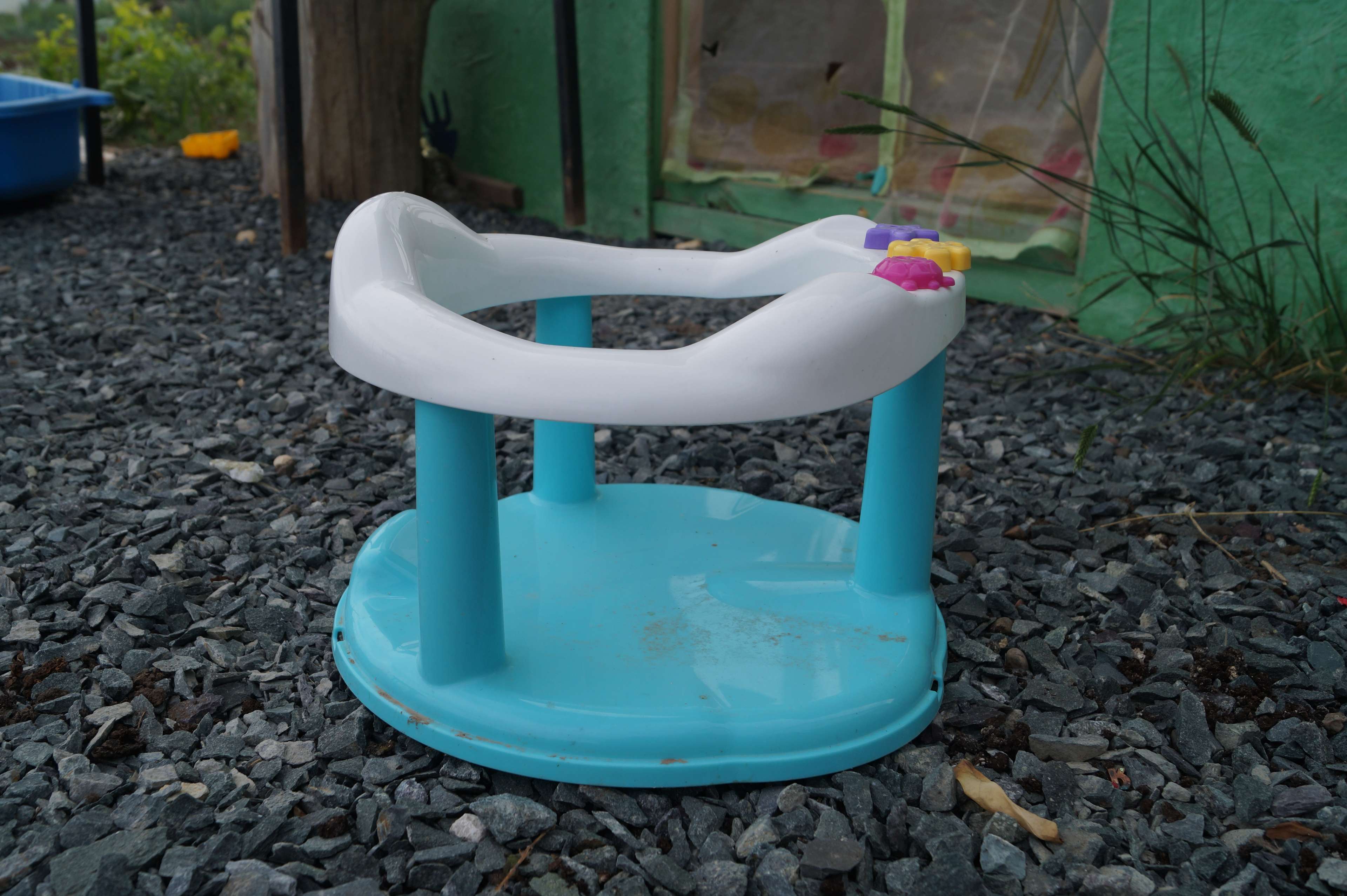 Фотография покупателя товара Стульчик для купания на присосках, цвет голубой - Фото 4