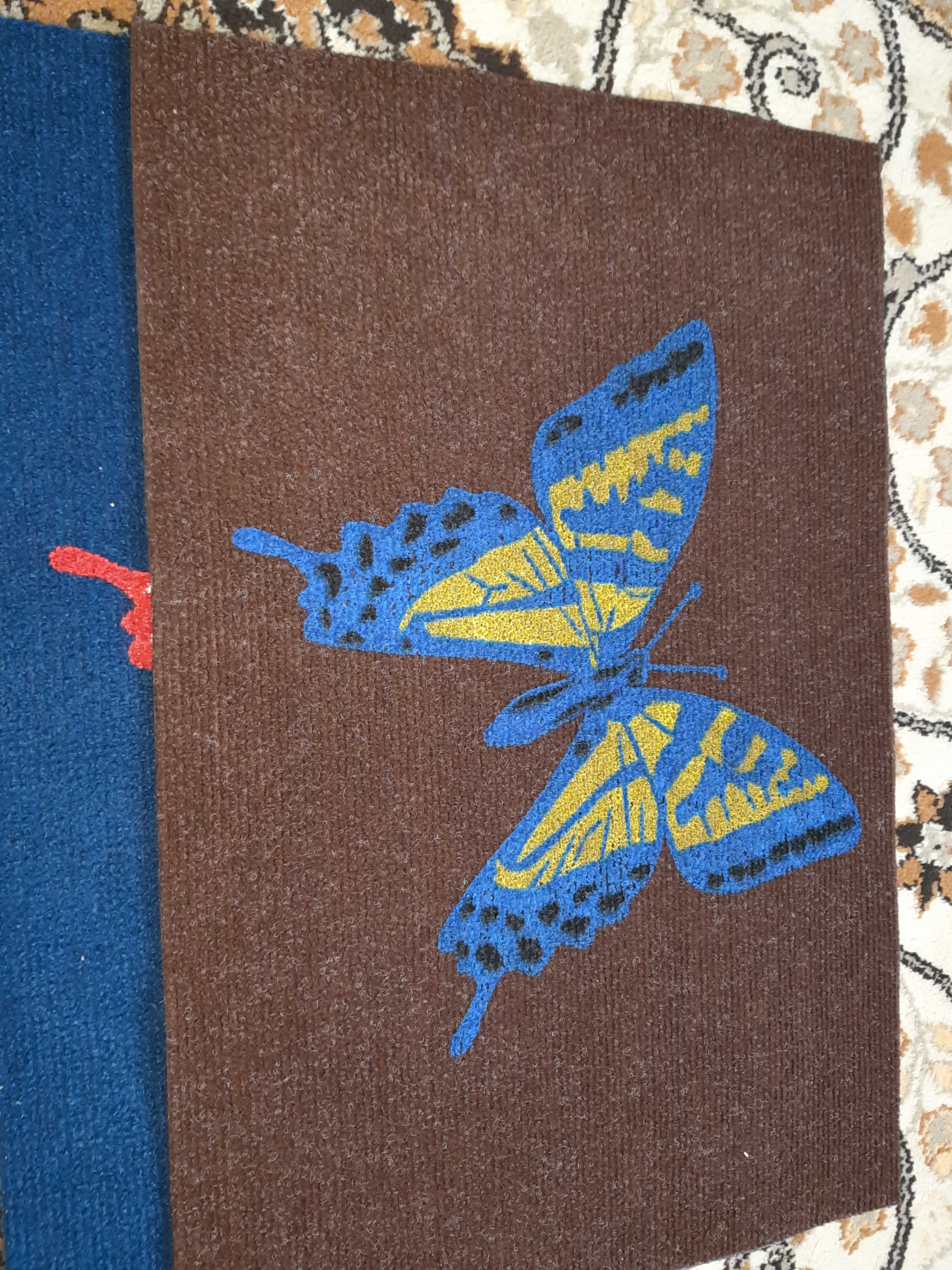 Фотография покупателя товара Коврик влаговпитывающий придверный Доляна «Бабочка», цвет МИКС - Фото 1