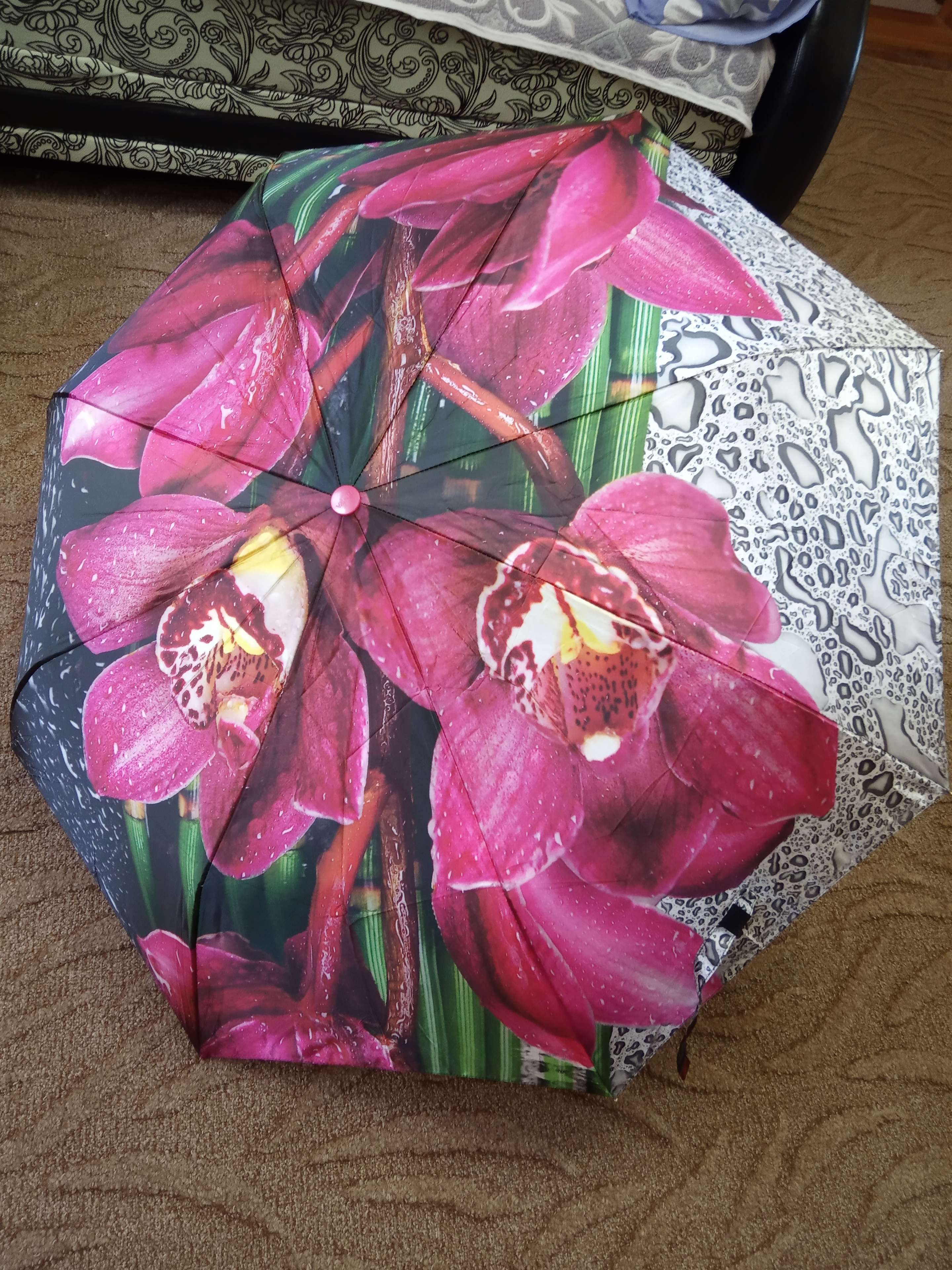 Фотография покупателя товара Зонт полуавтоматический «Орхидея», 3 сложения, 8 спиц, R = 51,5 см, цвет чёрный/розовый - Фото 1