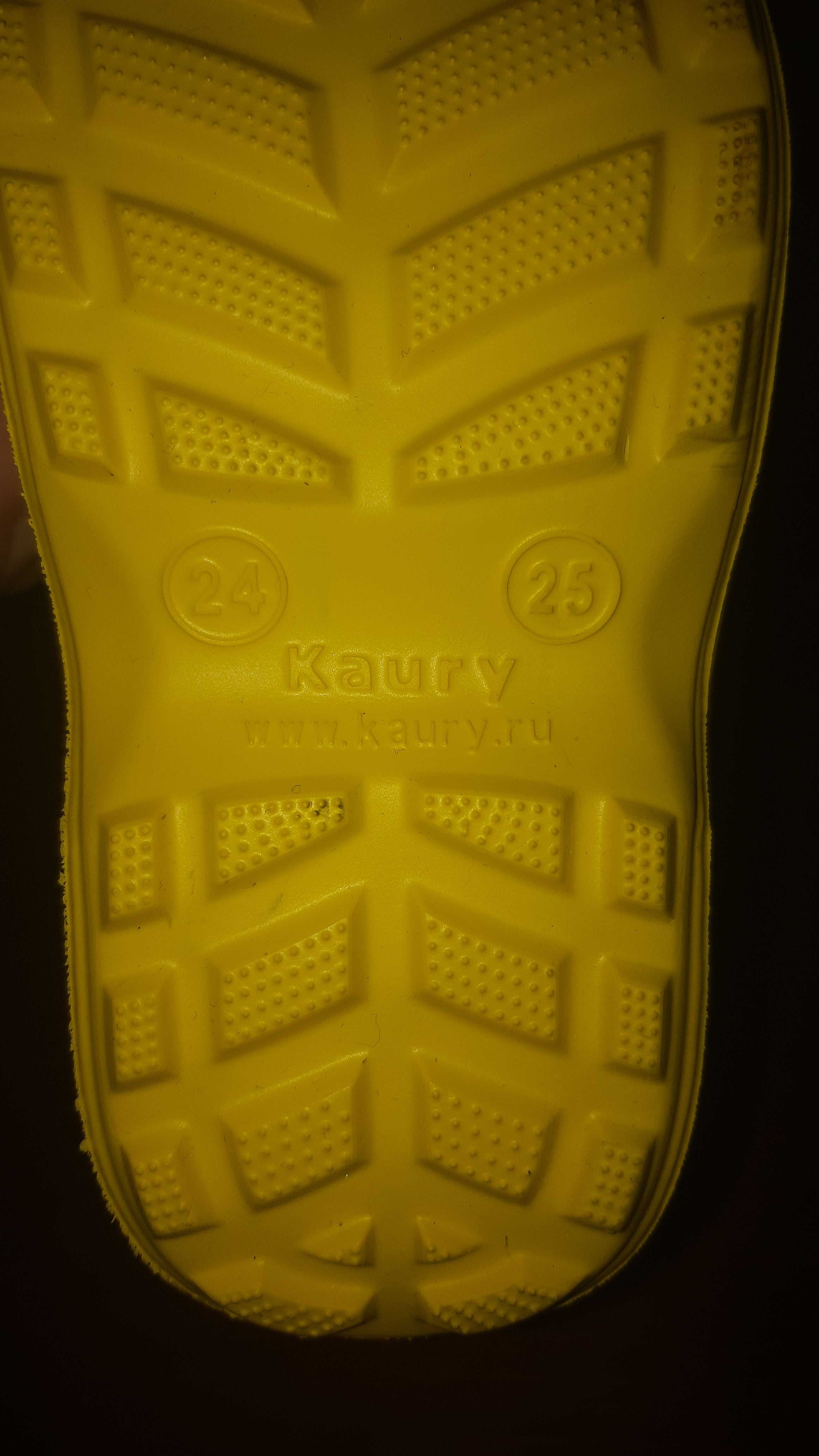 Фотография покупателя товара Сапоги резиновые детские, цвет жёлтый, размер 24-25