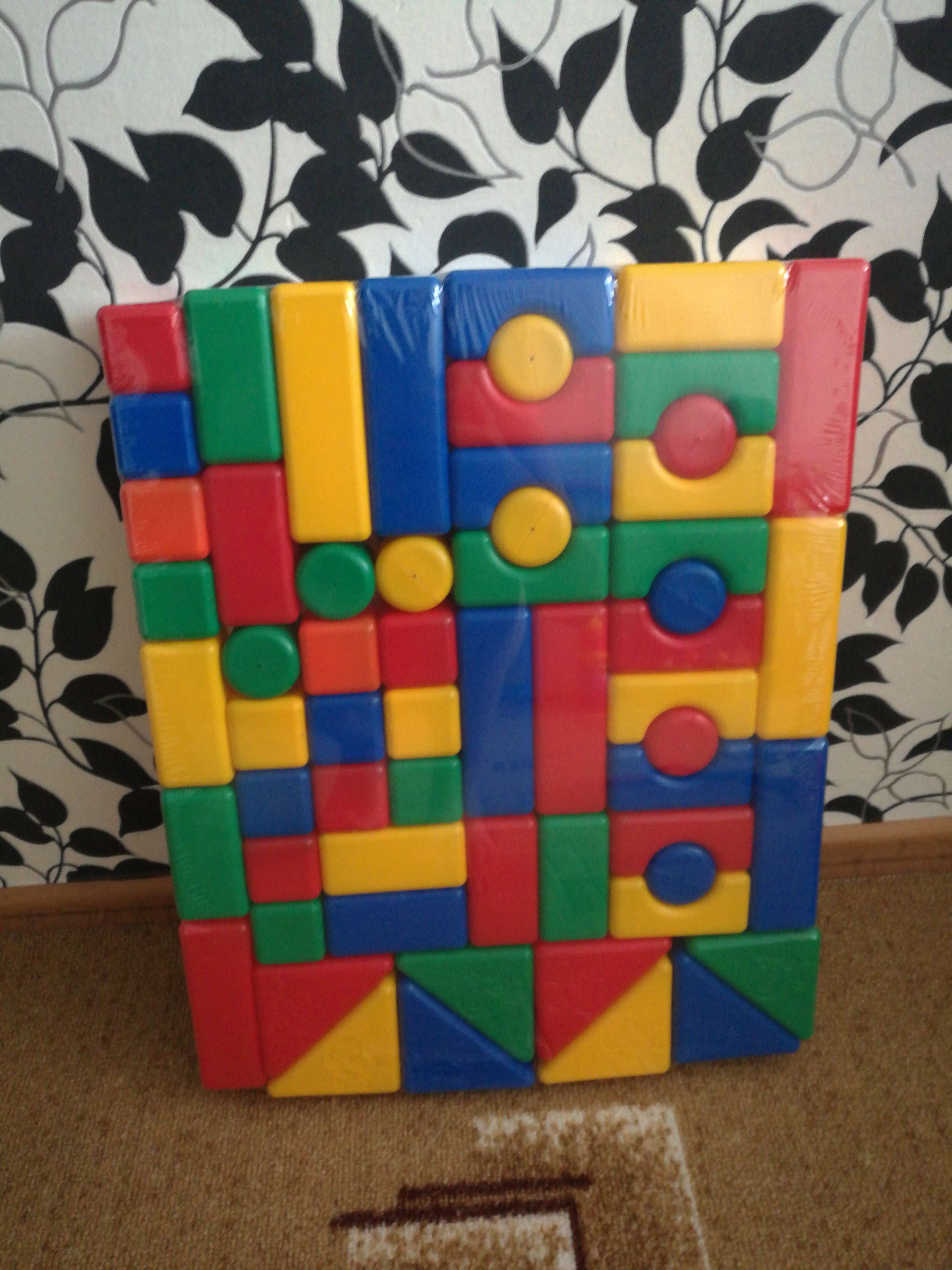 Фотография покупателя товара Набор цветных кубиков, "Смешарики", 60 элементов, кубик 4 х 4 см - Фото 6