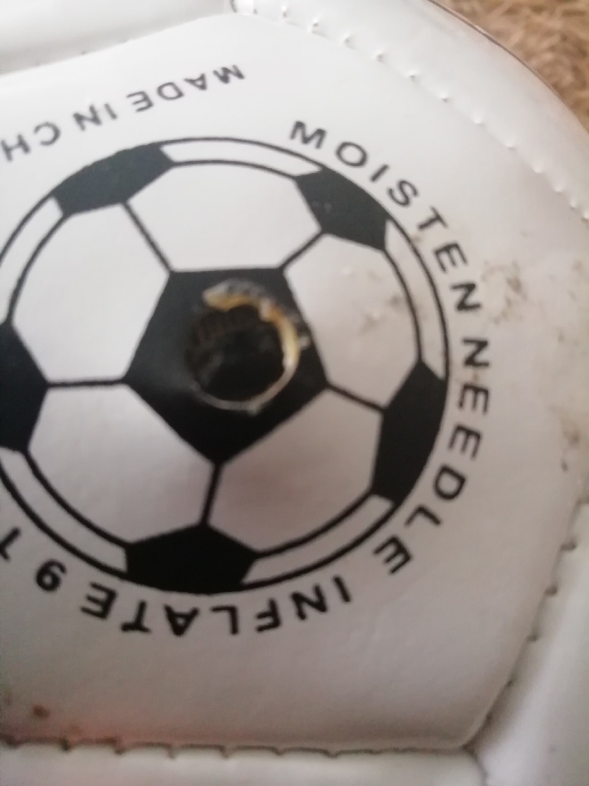 Фотография покупателя товара Мяч футбольный ONLYTOP, PVC, машинная сшивка, 32 панели, р. 5, цвет МИКС - Фото 1